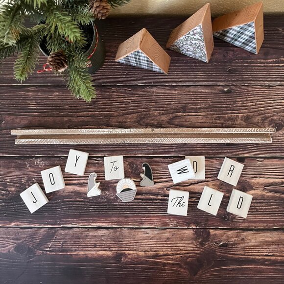 CLEARANCE!Wooden Ledgie Kit - JOY TO THE WORLD / 20"x2"x1" / White Black Grey - Picture 5 of 5